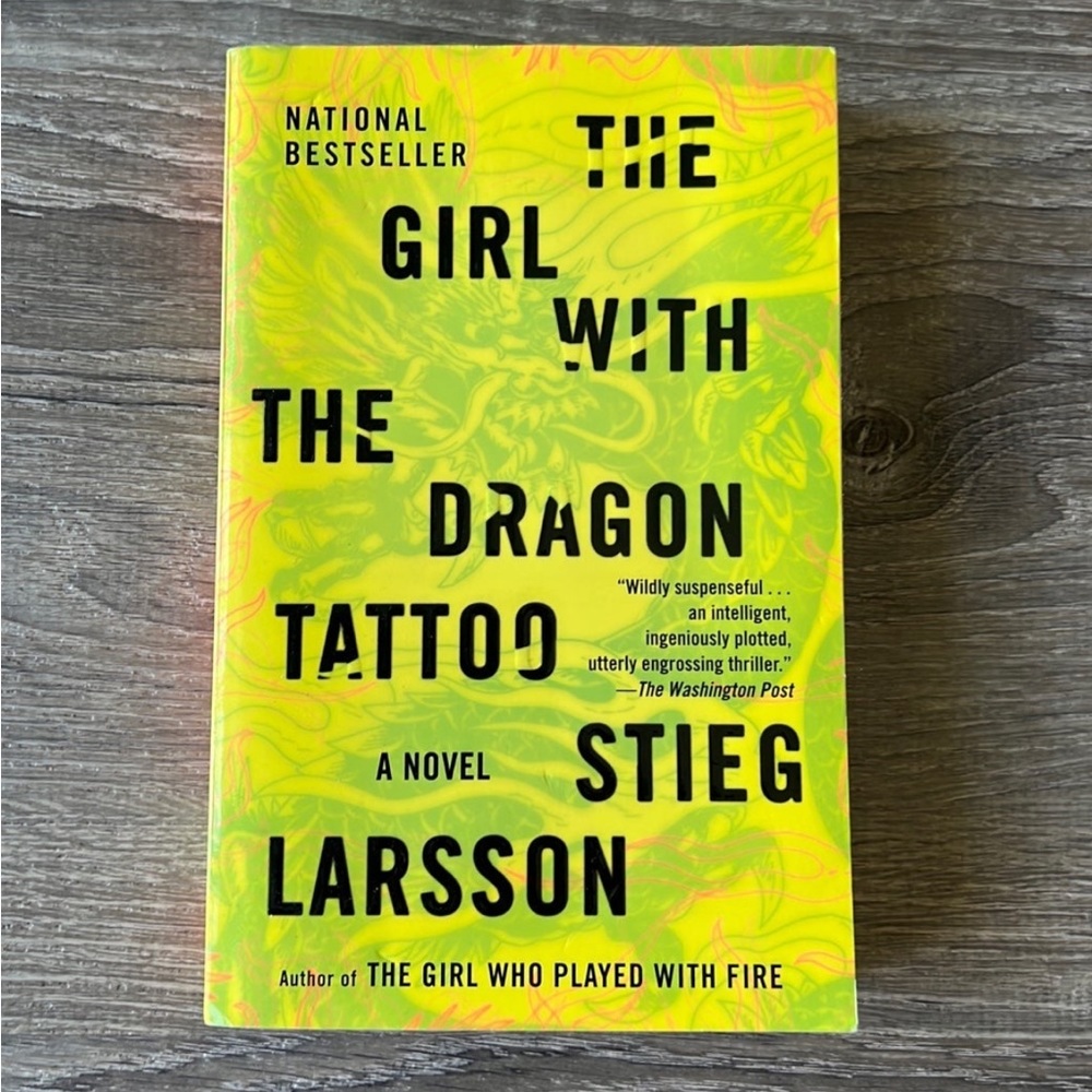 Girl with The Dragon Tattoo paperback